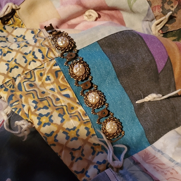 Magical Dreams Fairytale Bracelet - Picture 7 of 8